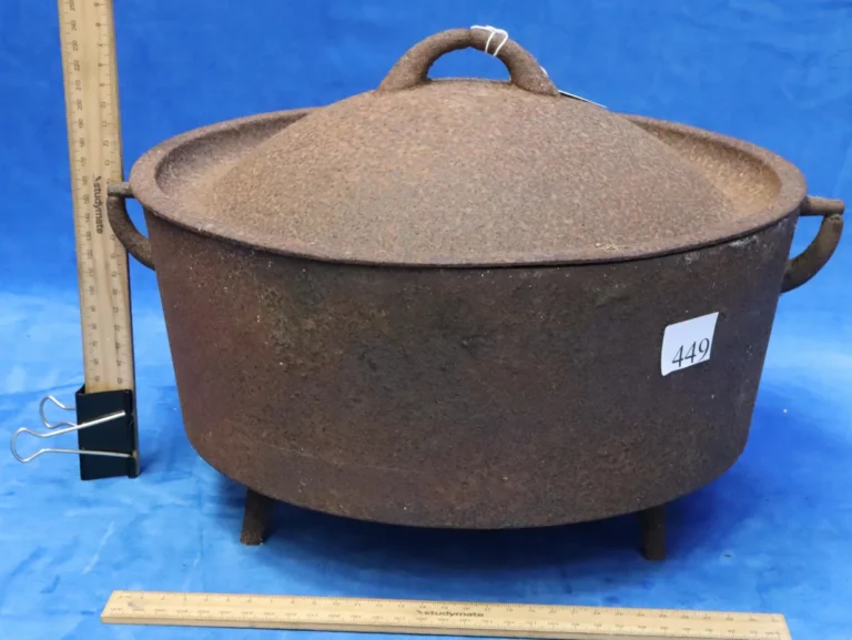 cast iron camp oven rust comparison