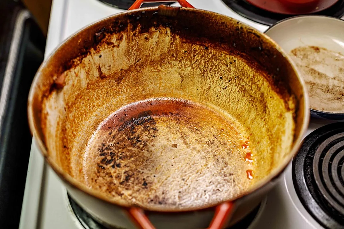 enameled cast iron rust stain