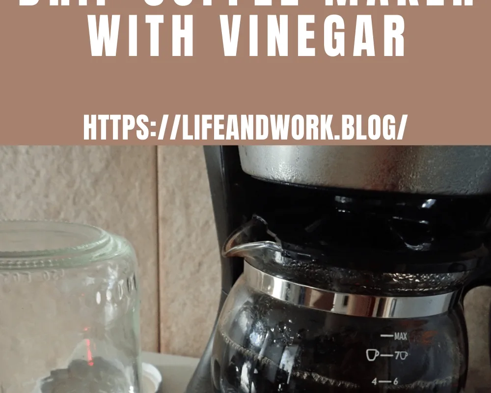how does vinegar clean coffee maker