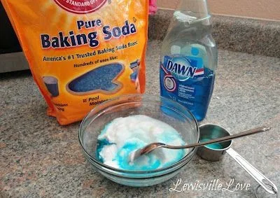 how to clean oven with dawn