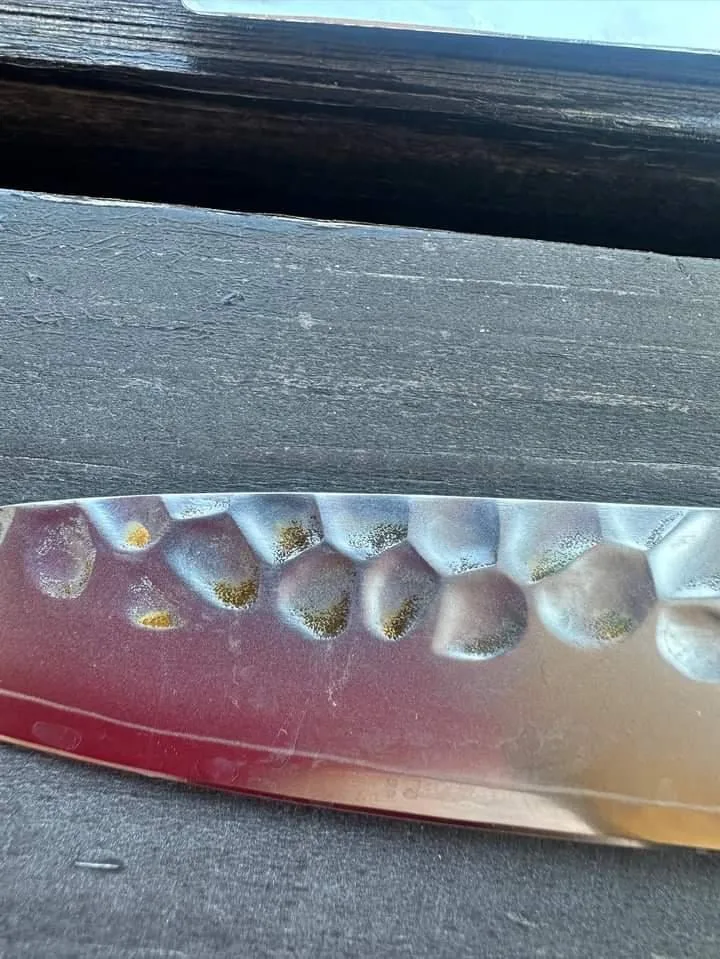 how to remove rust from kitchen knives