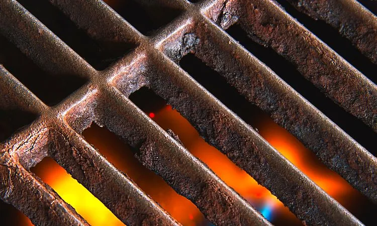 rust severity levels on cast iron grill
